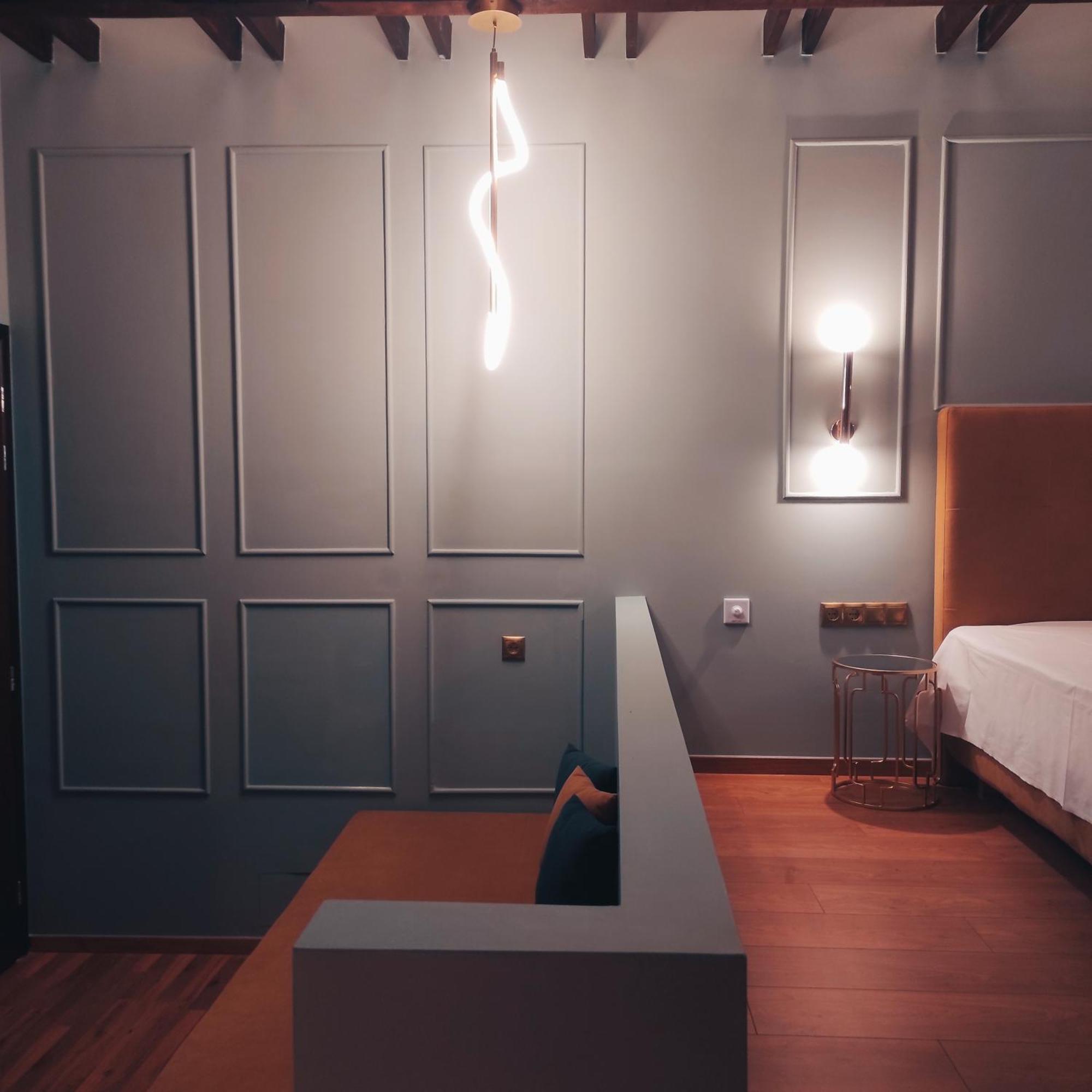 L Suites The Writer'S House Гитио Екстериор снимка