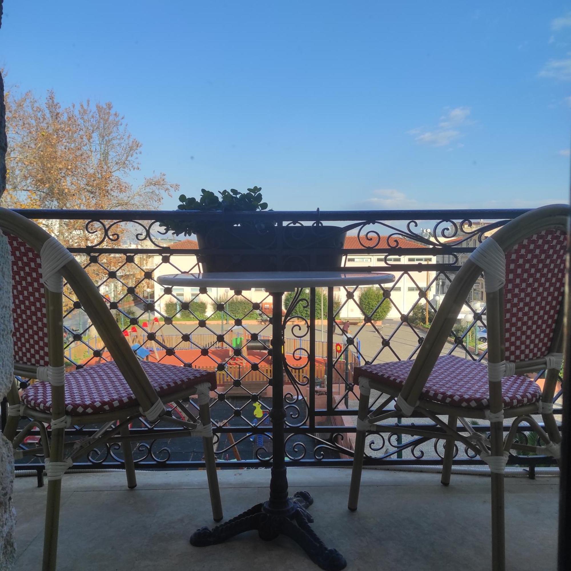 L Suites The Writer'S House Гитио Екстериор снимка