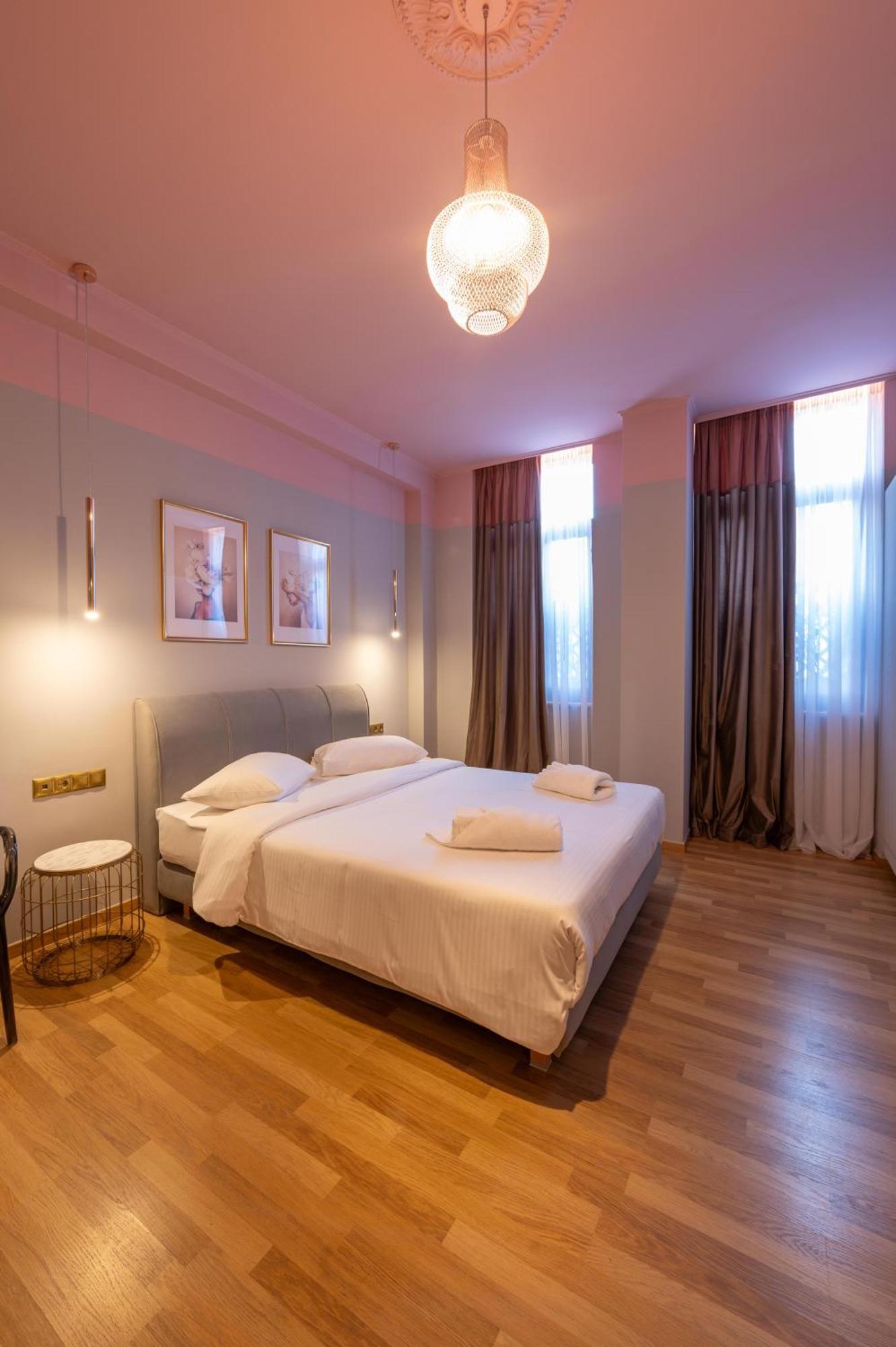 L Suites The Writer'S House Гитио Екстериор снимка