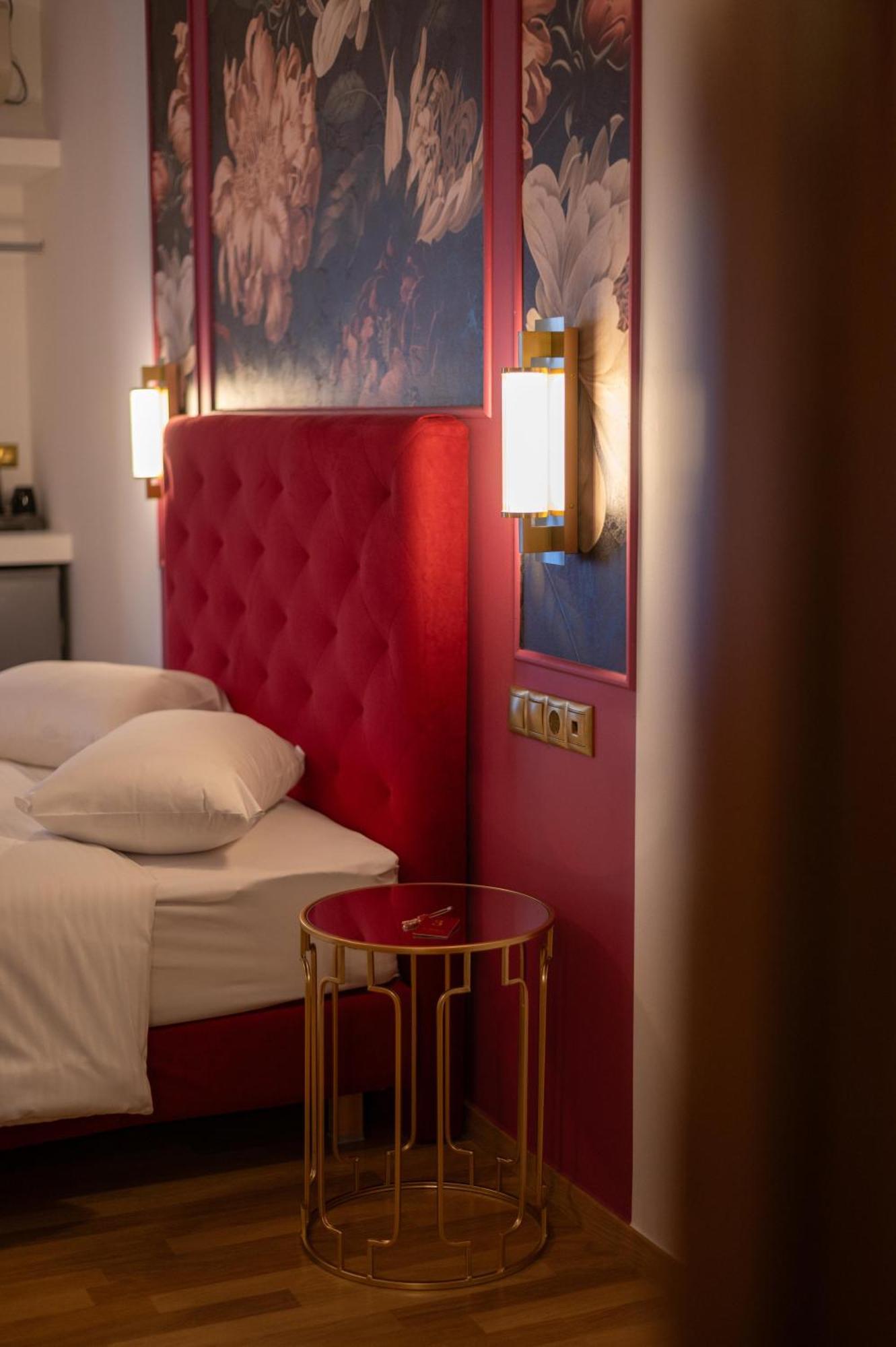L Suites The Writer'S House Гитио Екстериор снимка