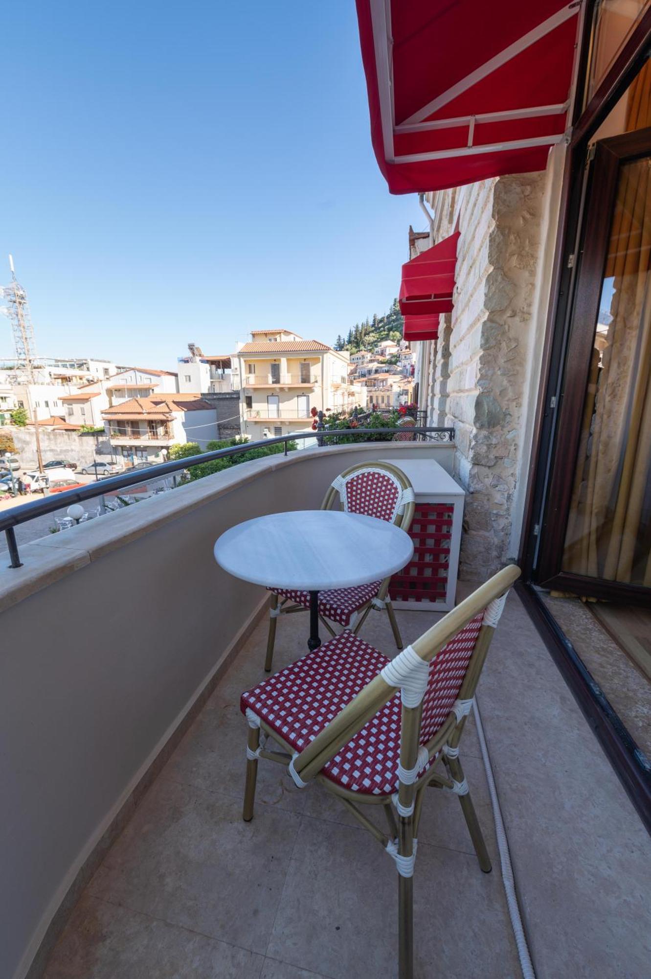 L Suites The Writer'S House Гитио Екстериор снимка